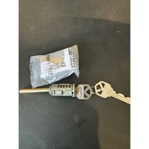 Kwikset SmartKey Deadbolt Cylinder Replacement‎ Part With Reset Tool